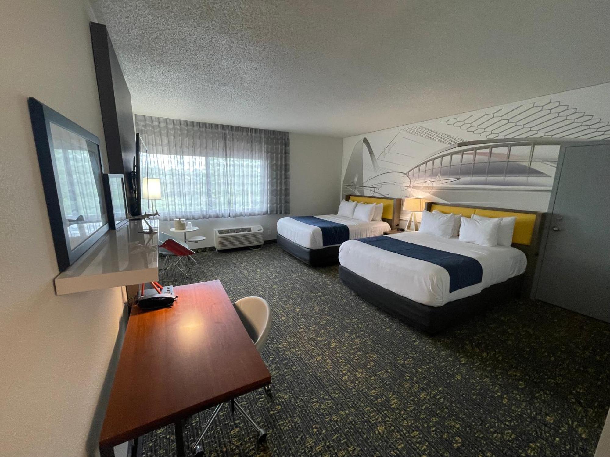 Saint Louis Airport Hotel Woodson Terrace Exterior foto